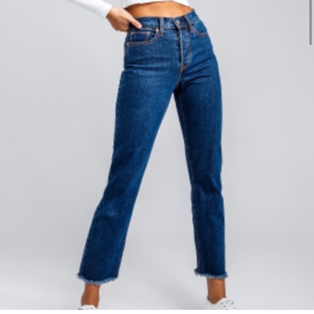 Levi’s Wedgie Straight Jeans
